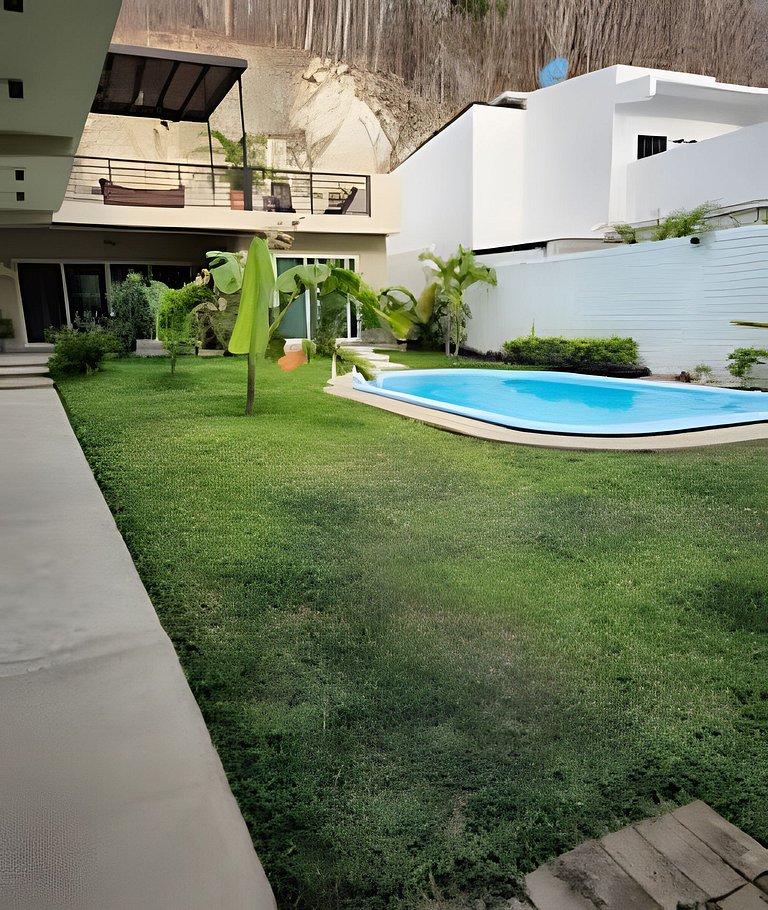 Casa Jardín, casa con alberca.